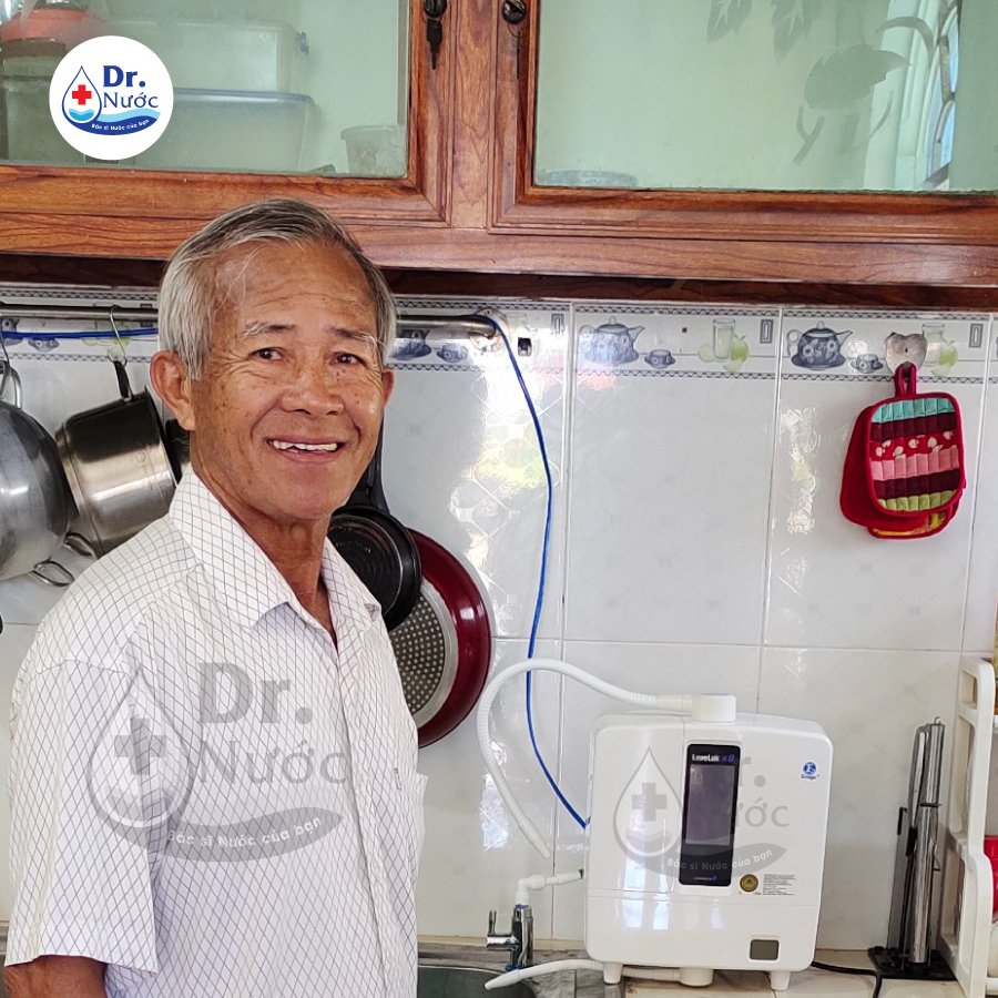 Chú Nam chọn mua máy lọc nước ion kiềm Kangen LeveLuk K8 tại Dr Nước