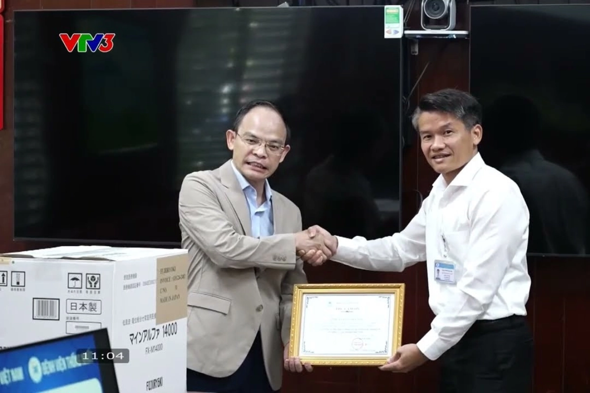[VTV3 đưa tin] Bệnh Viện Thống Nhất Tiên Phong Ứng Dụng Công Nghệ Trị Liệu Điện Trường Cao Áp Của Tập Đoàn Fuji Nhật Bản Trong Điều Trị